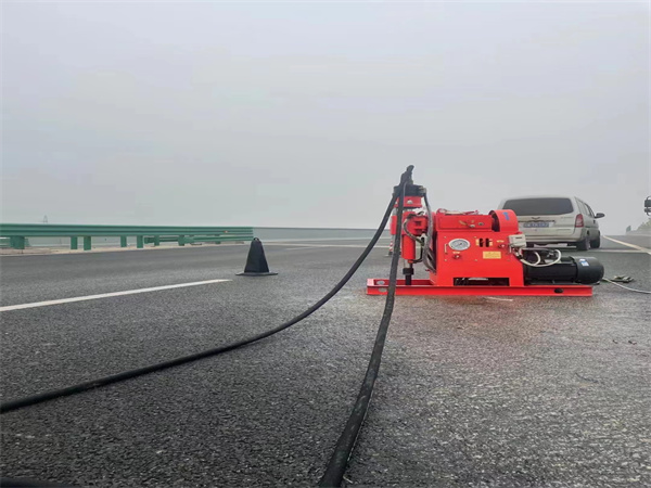 黔西马路路基路面开裂下沉注浆加固灌浆