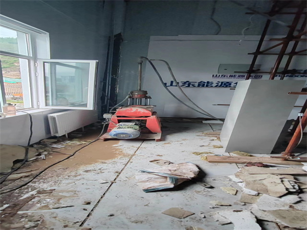 黔西地基基础下沉墙体裂缝加固注浆顶升施工